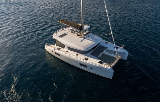 Lagoon 42 Notorious