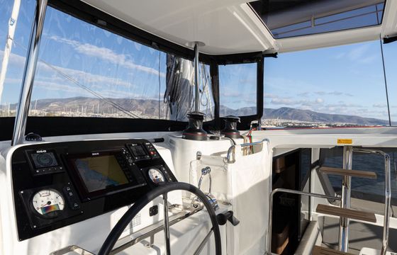 Lagoon 42 Notorious