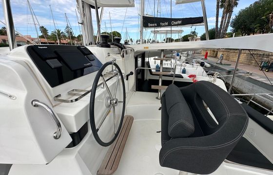 Lagoon 42 Lotus