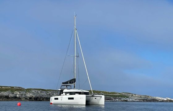 Lagoon 40 Arctic Charm