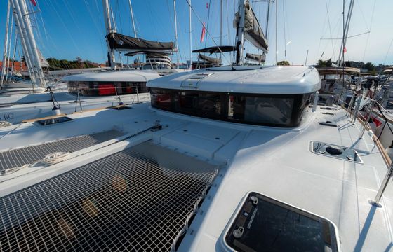 Lagoon 40 You