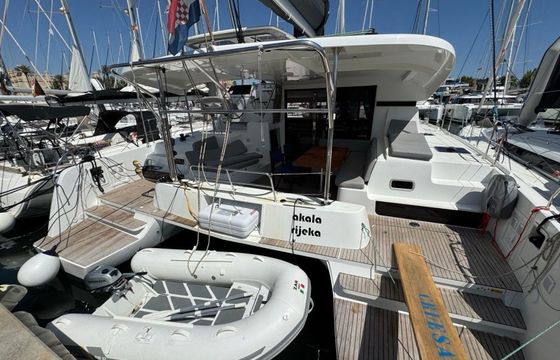 Lagoon 42 Akala