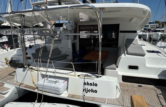 Lagoon 42 Akala
