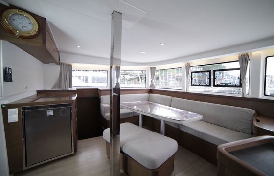 Lagoon 42 Sail Adasu