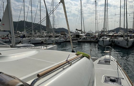 Lagoon 40 Falcon