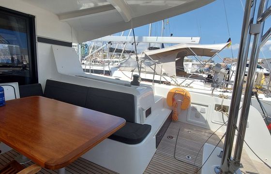 Lagoon 42 Moonlight