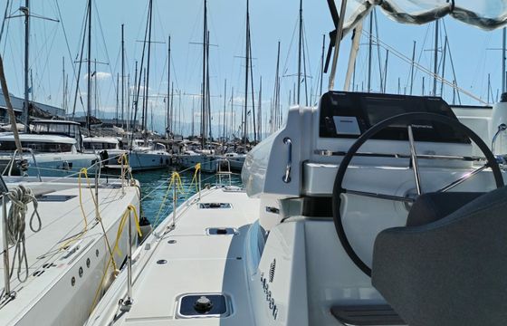 Lagoon 42 Brattia