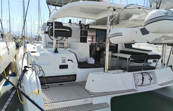 Lagoon 42 Brattia