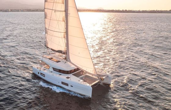 Lagoon 42 Plous