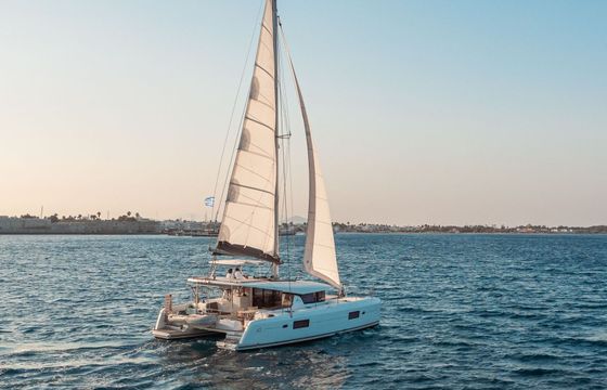 Lagoon 42 Plous