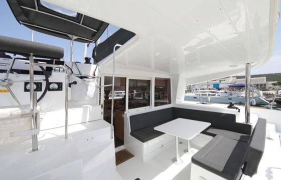 Lagoon 400 S2 Scirocco