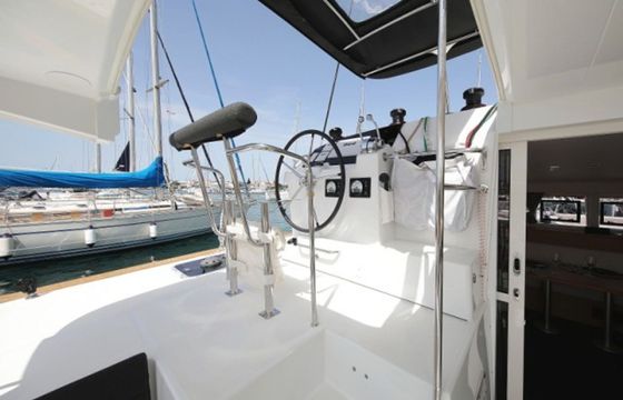 Lagoon 400 S2 Scirocco