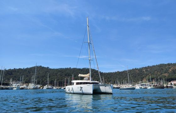 Lagoon 400 Santi