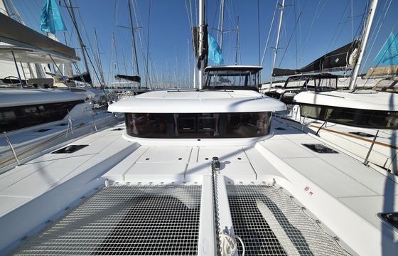 Lagoon 42 Zeus