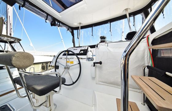 Lagoon 42 Zeus