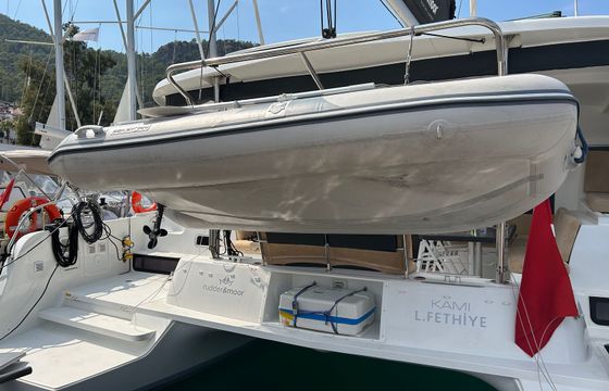 Lagoon 42 Kami