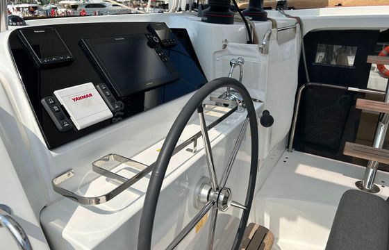 Lagoon 42 Kami