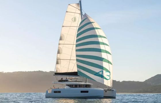 Lagoon 43 Ariya