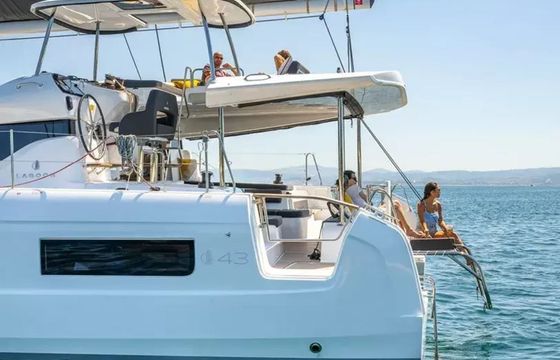 Lagoon 43 Ariya