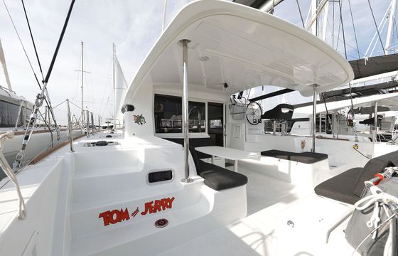 Lagoon 40 Tom & Jerry