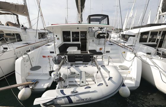 Lagoon 40 Tom & Jerry