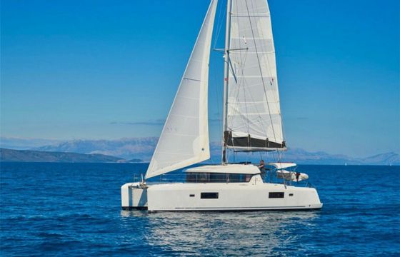Lagoon 42 Vesper
