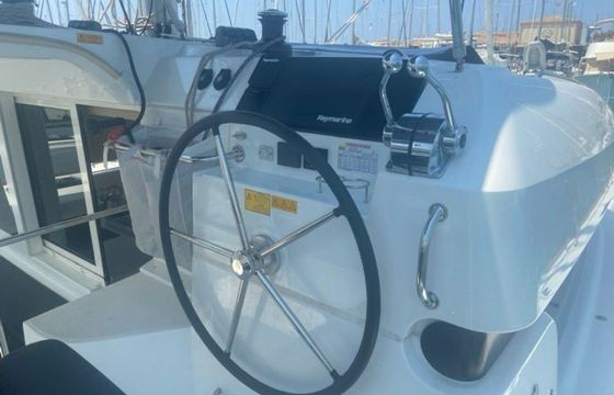 Lagoon 40 Maresueno