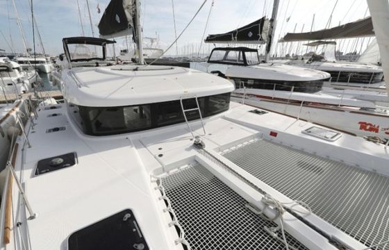Lagoon 40 Mari