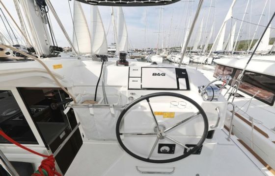 Lagoon 40 Mari
