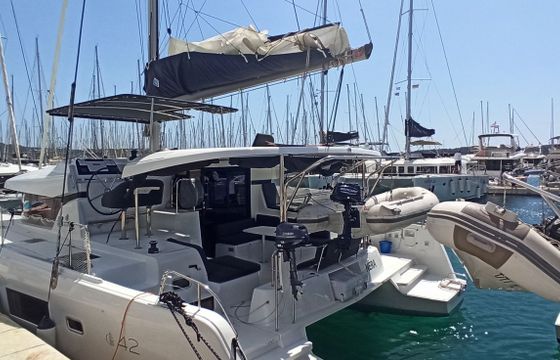 Lagoon 42 Nera