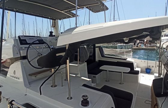 Lagoon 42 Nera