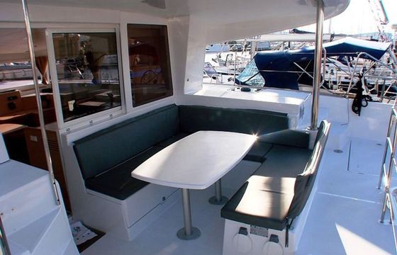 Lagoon 400 S2 Elina