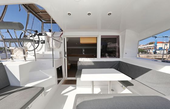 Lagoon 400 S2 Kinga 5