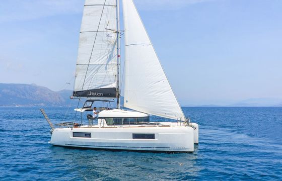 Lagoon 40 Thalasea