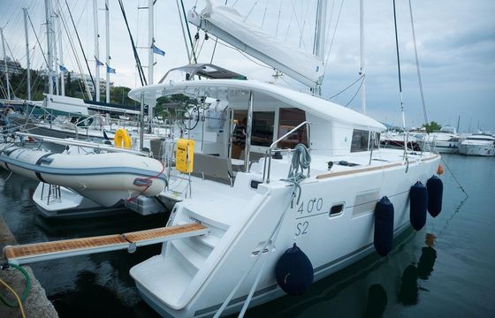 Lagoon 400 S2 Lady Dom
