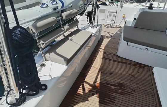 Lagoon 42 Knot On Duty