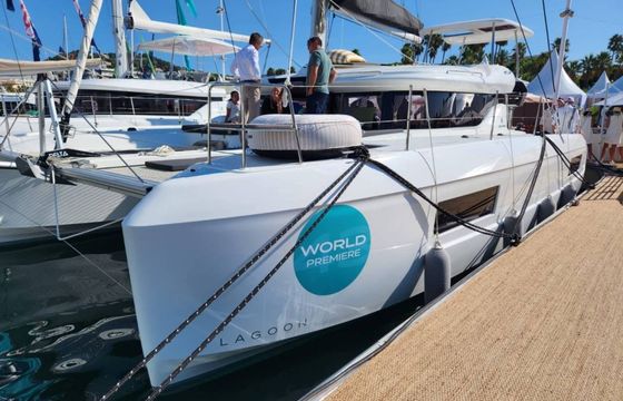 Lagoon 43 Solara