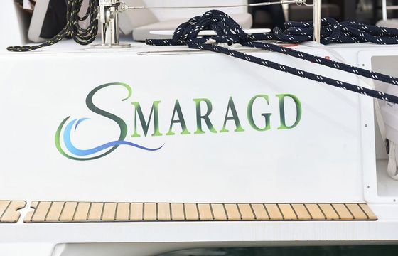 Lagoon 42 Smaragd