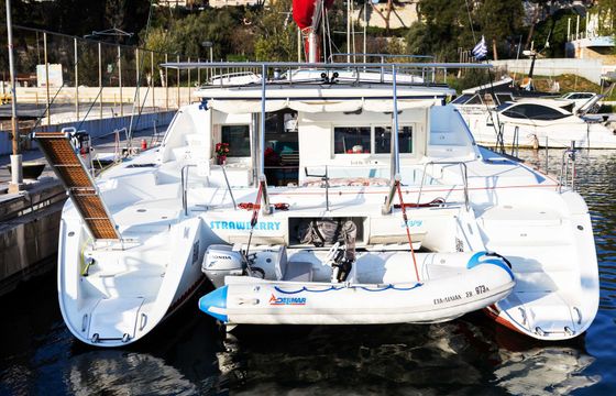 Lagoon 440 Strawberry