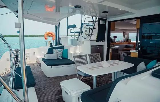 Lagoon 42 Spisea