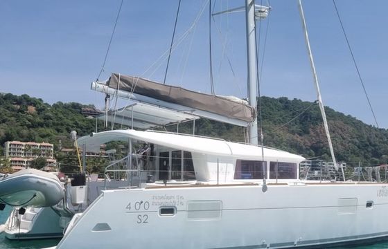 Lagoon 400 S2 Helios