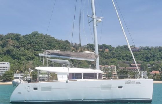 Lagoon 400 S2 Helios