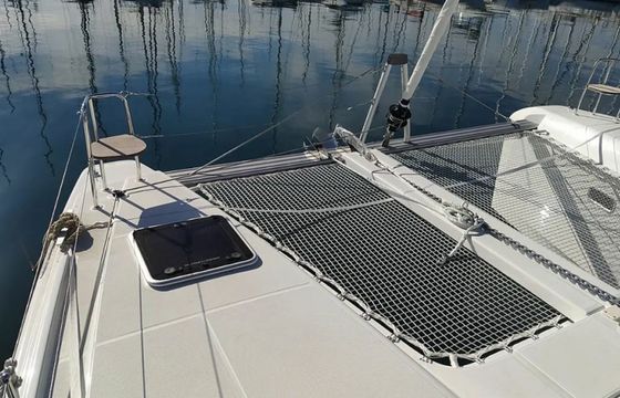 Lagoon 42 Alberta