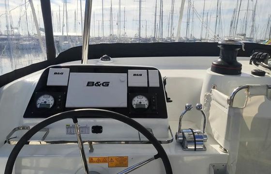 Lagoon 42 Alberta