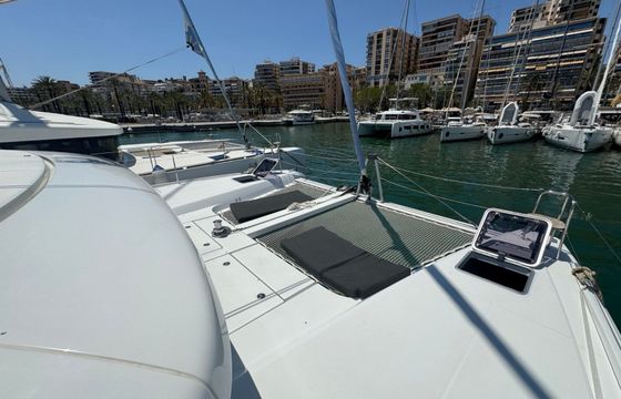 Lagoon 42 Valmy