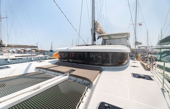 Lagoon 42 Aurora