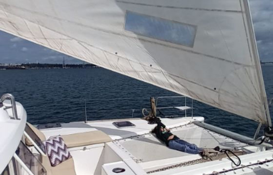Lagoon 440 Sweet Iris