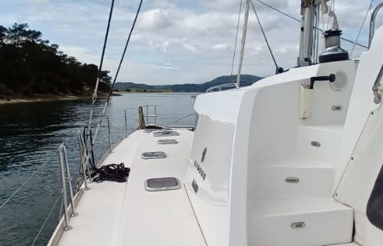 Lagoon 440 Sweet Iris