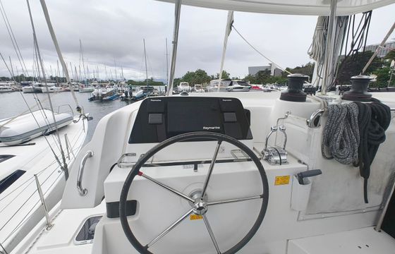Lagoon 42 Periwinkle
