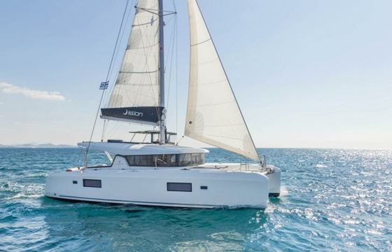 Lagoon 42 Pulsar